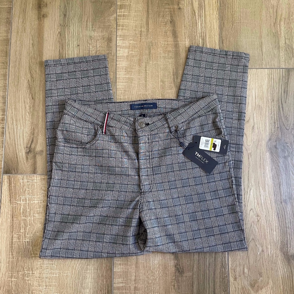Tommy Hilfiger The Flex Plaid Patterned Ankle Pants 14